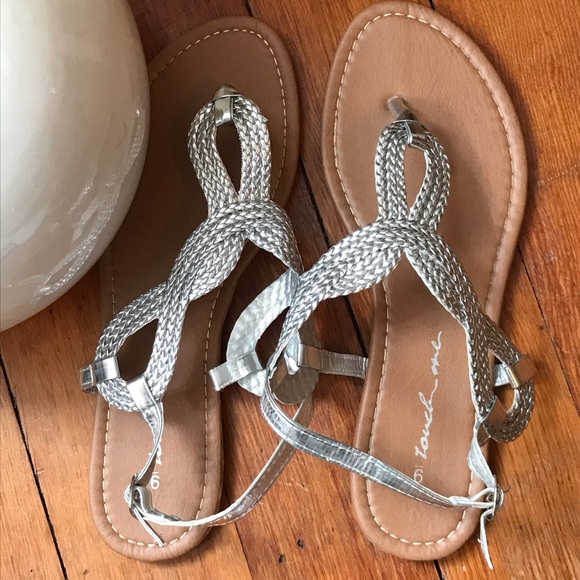 Silver Braided Size 9 Rope Style Design Sandals - Picture 6 of 7